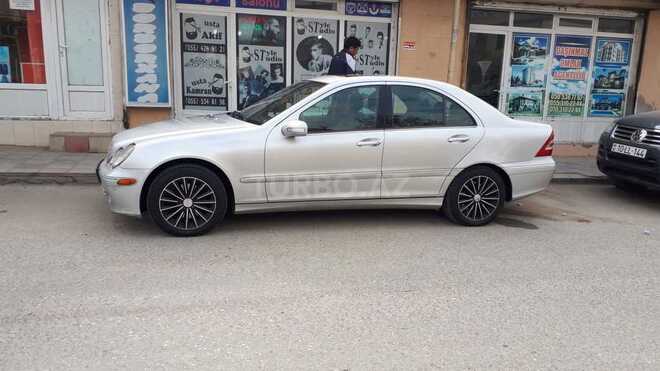 Mercedes C 240 2005, 236,789 km - 2.4 l - Bakı