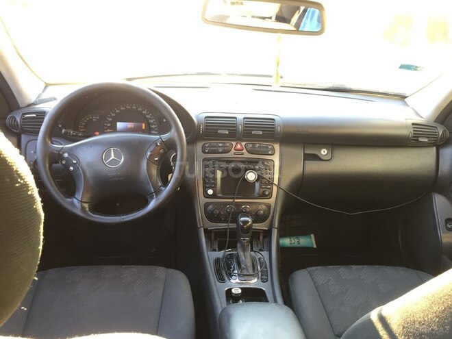 Mercedes C 200 2001, 200,000 km - 0.2 l - Bakı