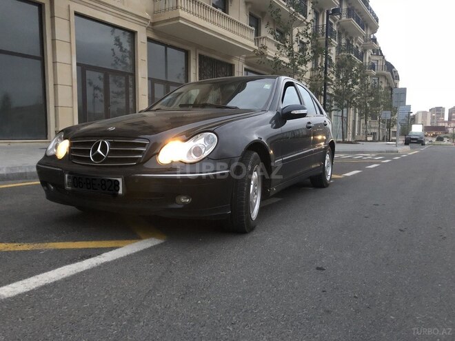 Mercedes C 200 2001, 200,000 km - 0.2 l - Bakı