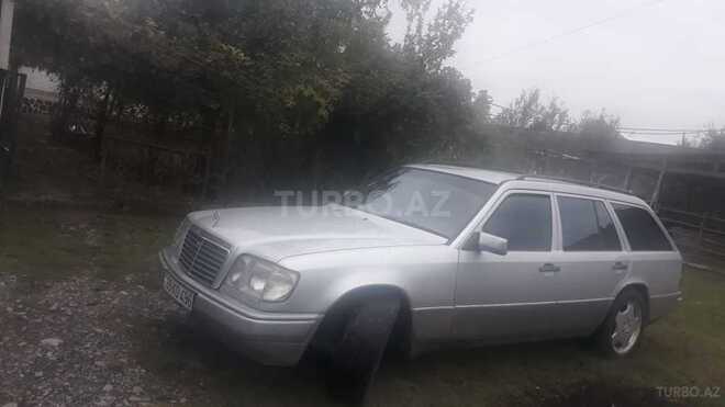 Mercedes E 200 1995, 238,000 km - 2.0 l - Qax