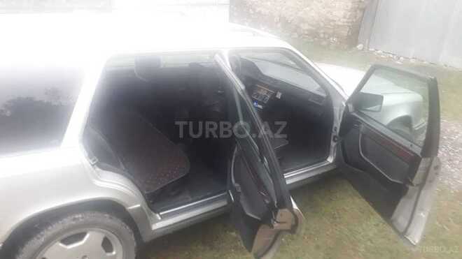 Mercedes E 200 1995, 238,000 km - 2.0 l - Qax