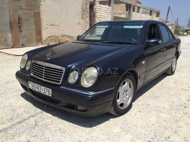 Mercedes E 240 1997, 304,500 km - 2.4 l - Bakı