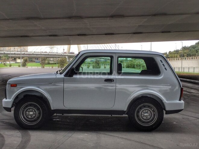 LADA (VAZ) Niva 2010, 170,000 km - 1.7 л - Bakı