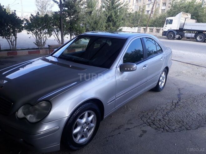 Mercedes C 200 2001, 254,000 km - 1.3 л - Sumqayıt