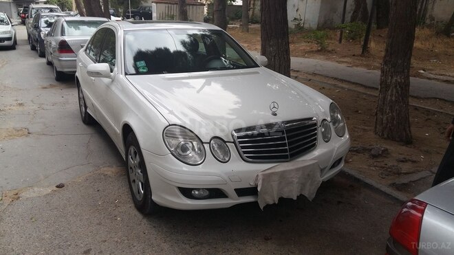 Mercedes E 220 2007, 254,000 km - 2.2 l - Bakı