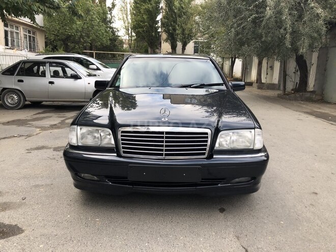 Mercedes C 180 1998, 266,000 km - 1.8 л - Bakı