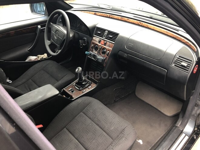 Mercedes C 180 1998, 266,000 km - 1.8 л - Bakı