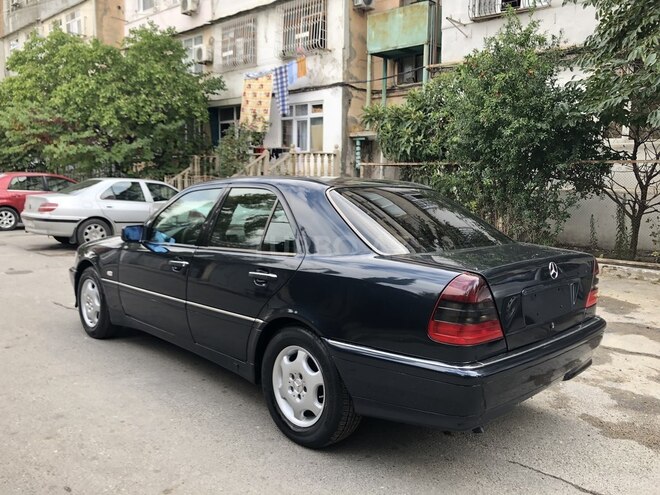 Mercedes C 180 1998, 266,000 km - 1.8 л - Bakı