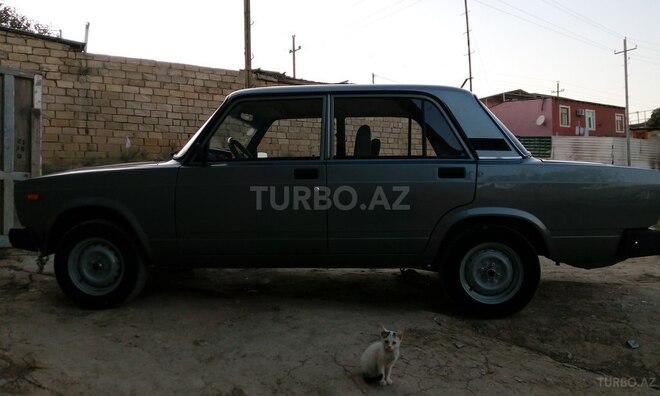 LADA (VAZ) 2107 2010, 870,000 km - 1.7 л - Bakı