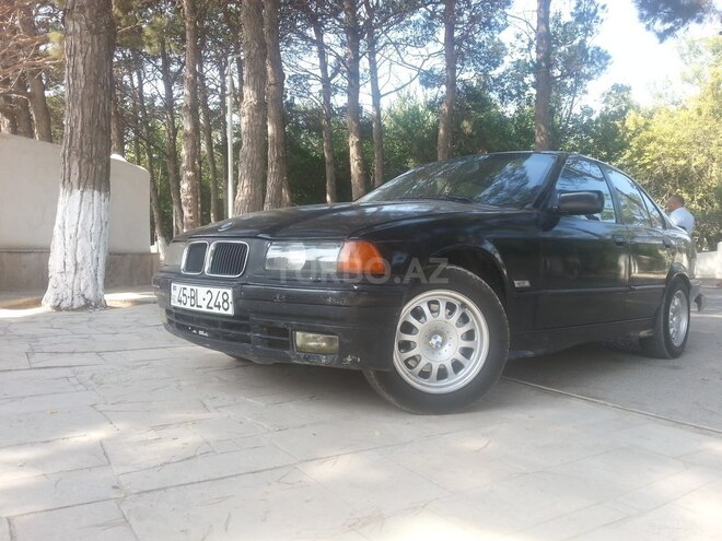 BMW 318 1994, 325,422 km - 1.8 l - Sumqayıt