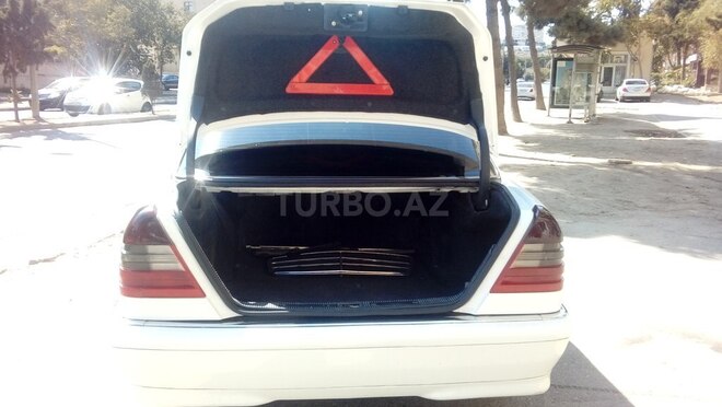 Mercedes C 230 1998, 277,500 km - 2.3 l - Bakı