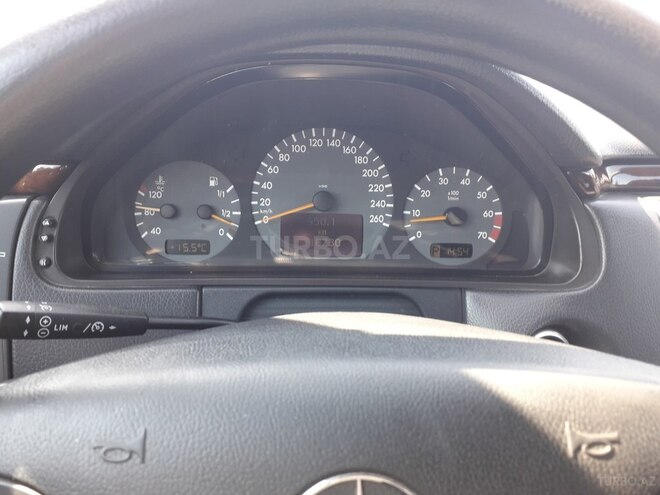 Mercedes E 280 1999, 218,000 km - 2.8 l - Bakı