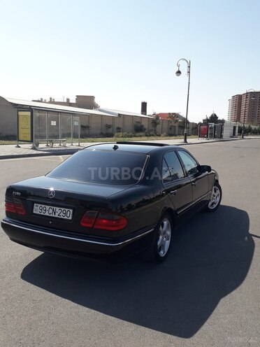 Mercedes E 280 1999, 218,000 km - 2.8 l - Bakı
