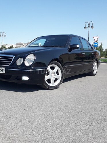 Mercedes E 280 1999, 218,000 km - 2.8 l - Bakı
