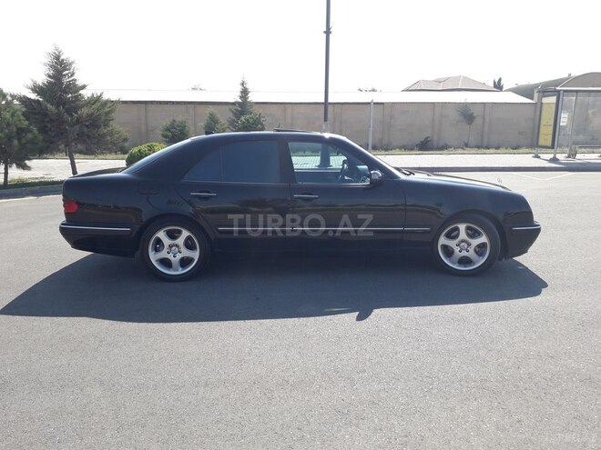 Mercedes E 280 1999, 218,000 km - 2.8 l - Bakı
