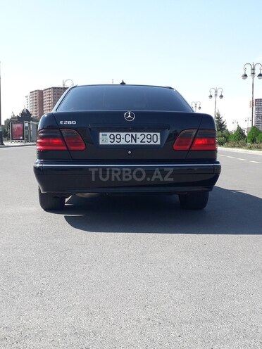 Mercedes E 280 1999, 218,000 km - 2.8 l - Bakı