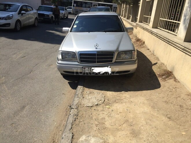 Mercedes C 200 1995, 251,570 km - 2.0 l - Bakı