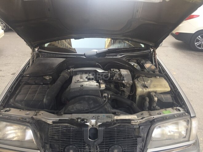 Mercedes C 200 1995, 251,570 km - 2.0 l - Bakı