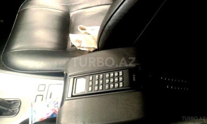 BMW 523 1999, 277,400 km - 2.5 l - Masallı