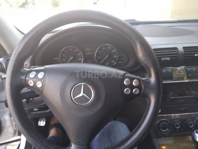 Mercedes C 230 2006, 215,000 km - 2.5 l - Bakı