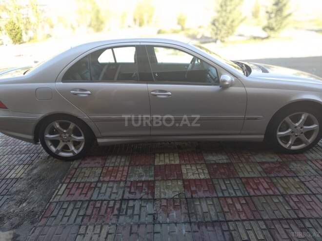 Mercedes C 230 2006, 215,000 km - 2.5 l - Bakı