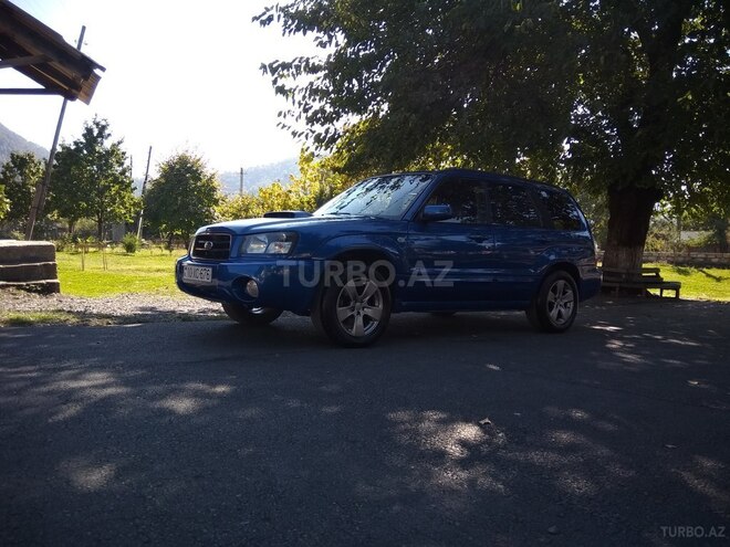 Subaru Forester 2003, 234,000 km - 2.0 l - Zaqatala