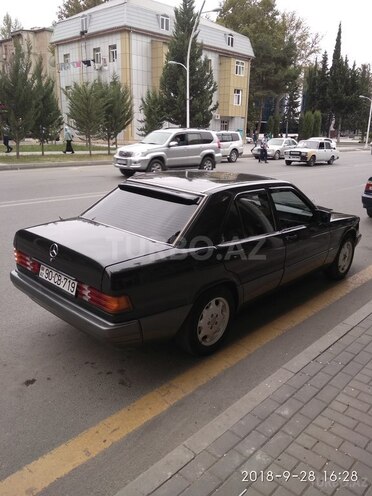 Mercedes 190 1991, 255,123 km - 2.0 l - Mingəçevir