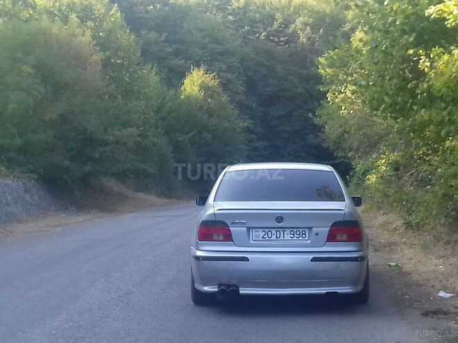 BMW 520 1997, 300,000 km - 0.2 л - Gəncə