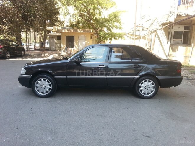 Mercedes C 200 1996, 285,000 km - 2.0 л - Bakı