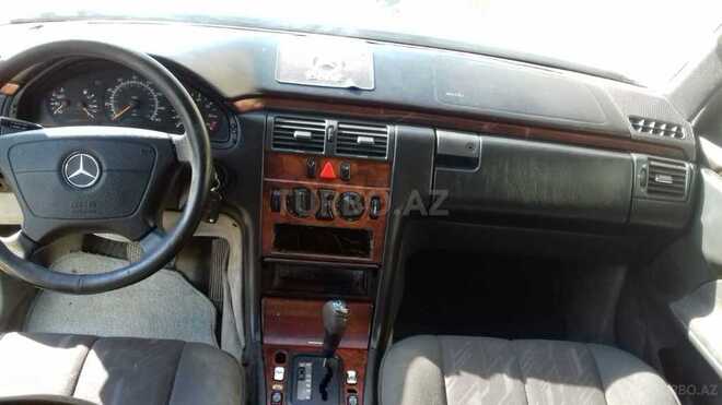 Mercedes E 230 1996, 340,000 km - 2.3 l - Bakı