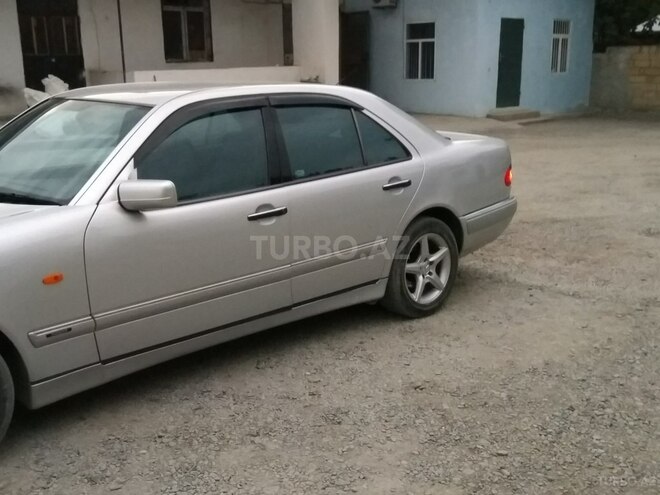 Mercedes E 230 1996, 380,000 km - 2.3 l - Mingəçevir