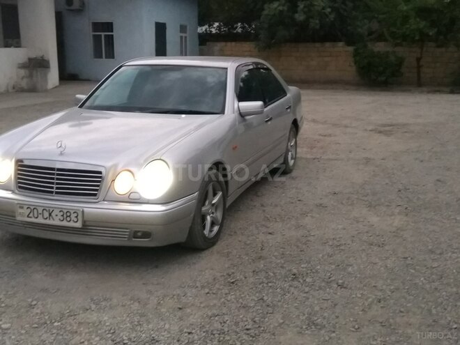 Mercedes E 230 1996, 380,000 km - 2.3 l - Mingəçevir