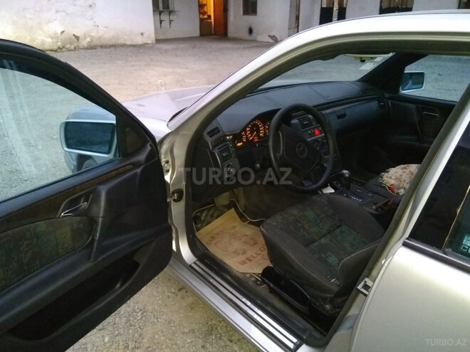 Mercedes E 230 1996, 380,000 km - 2.3 l - Mingəçevir