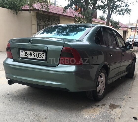 Opel Vectra 1999, 365,000 km - 1.6 l - Bakı
