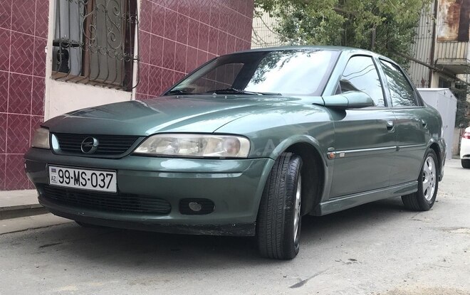 Opel Vectra 1999, 365,000 km - 1.6 l - Bakı