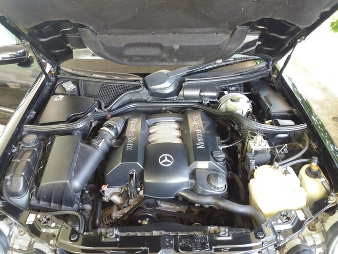 Mercedes E 260 2000, 333,000 km - 2.6 l - Mingəçevir