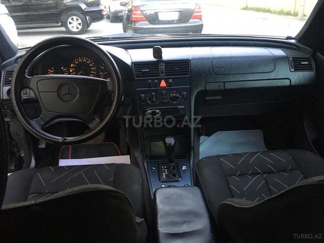 Mercedes C 220 1998, 282,000 km - 2.2 l - Bakı