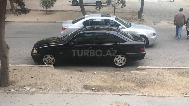 Mercedes C 220 1998, 282,000 km - 2.2 l - Bakı