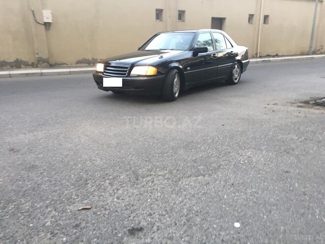 Mercedes C 220 1998, 282,000 km - 2.2 l - Bakı
