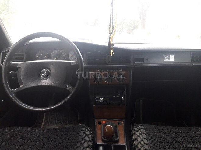 Mercedes 190 1991, 325,000 km - 2.0 l - Sumqayıt