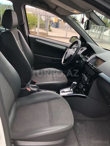 Opel Astra 2009, 130,000 km - 1.9 l - Bakı
