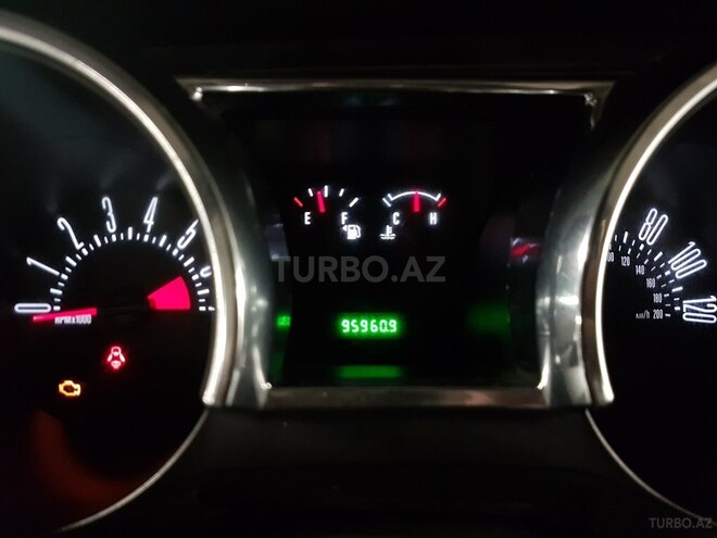 Ford Mustang 2007, 95,000 km - 4.0 л - Bakı