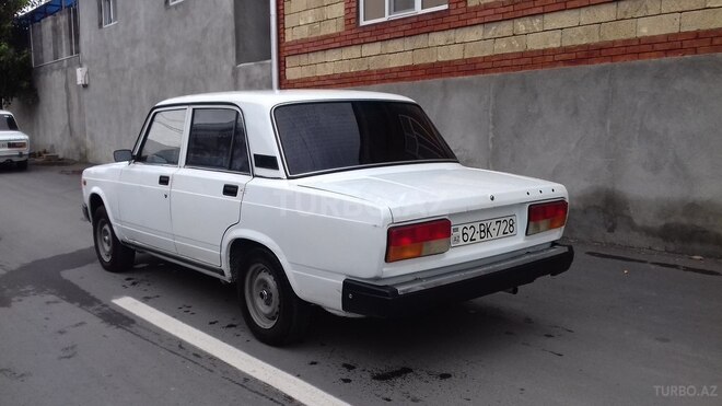LADA (VAZ) 2107 2009, 87,000 km - 1.6 л - Qax