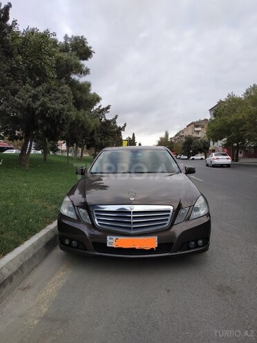 Mercedes E 220 2009, 187,000 km - 2.2 l - Bakı