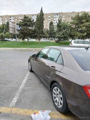 Mercedes E 220 2009, 187,000 km - 2.2 l - Bakı