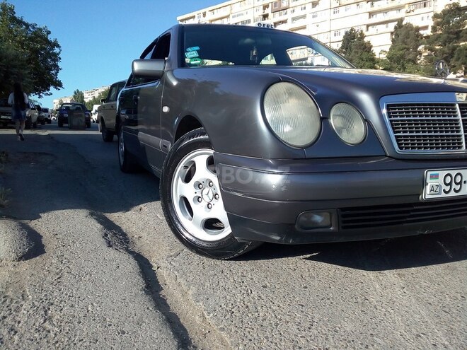 Mercedes E 200 1998, 381,882 km - 2.0 l - Bakı