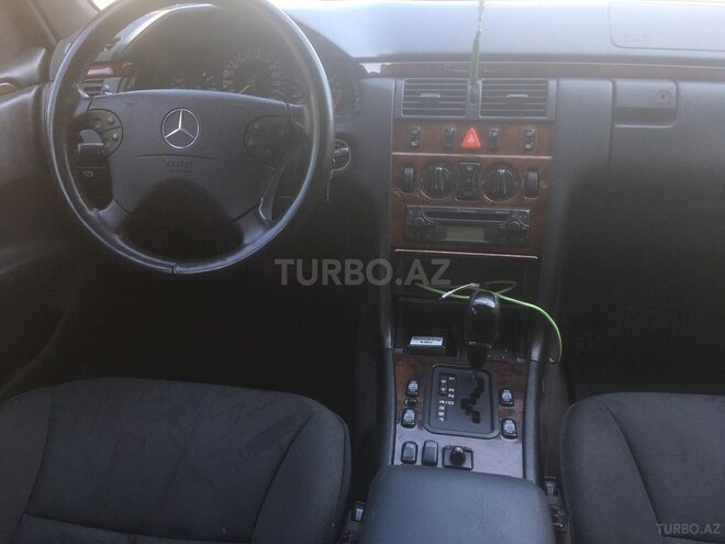 Mercedes E 280 1997, 380,000 km - 2.8 l - Bakı