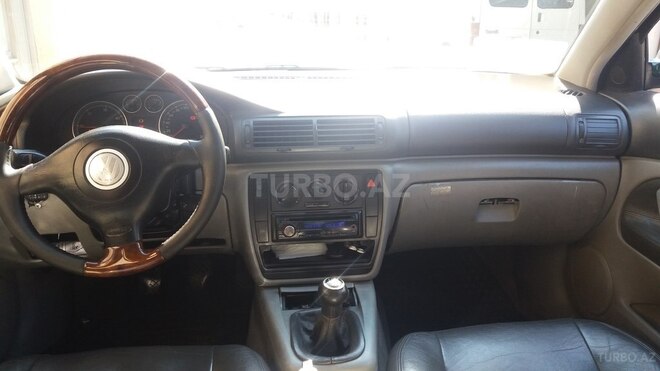 Volkswagen Passat 2001, 408,000 km - 1.9 l - Bakı