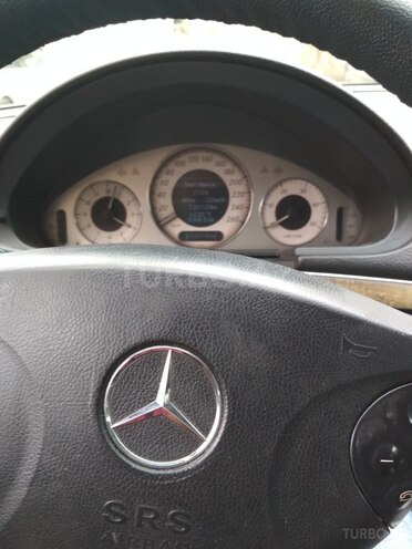 Mercedes E 220 2006, 239,000 km - 2.2 л - Bakı
