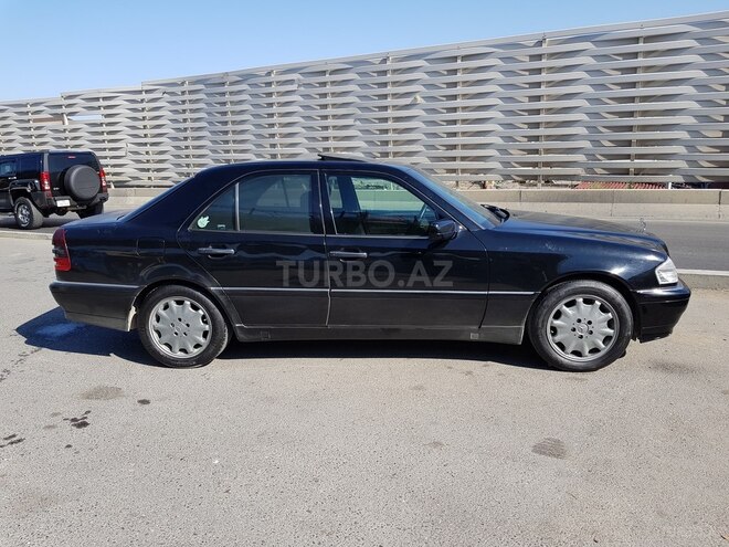 Mercedes C 230 1999, 210,000 km - 2.3 l - Bakı